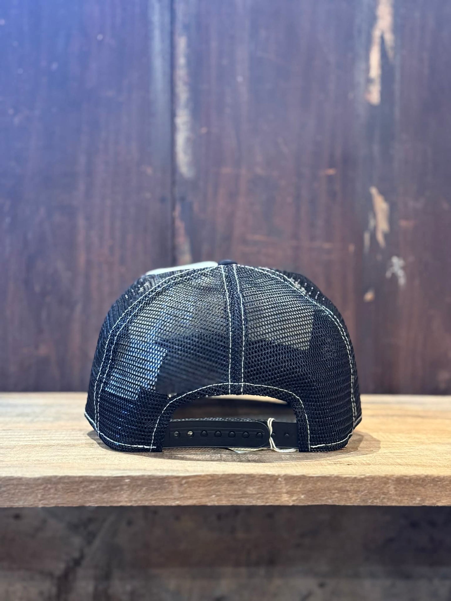 Toys McCoy "Snoopy - Born Free 69" Mesh Cap