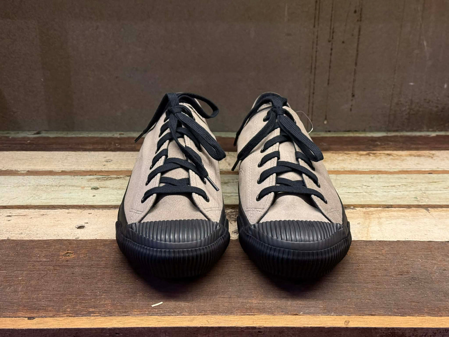 PRAS SHELLCAP Series - LOW VEGAN SUEDE /  Gray x Black