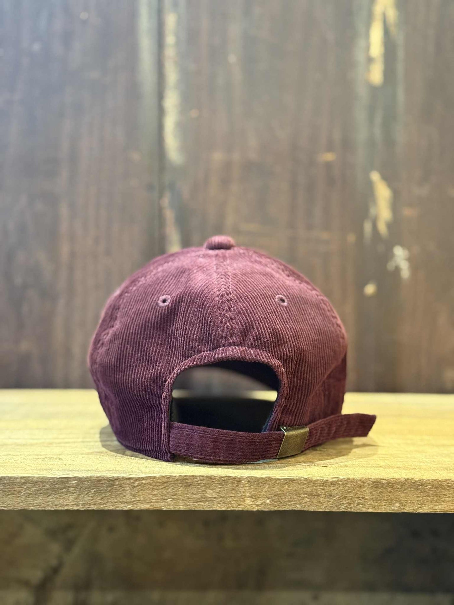 Studio D'Artisan Corduroy Cap - Burgundy
