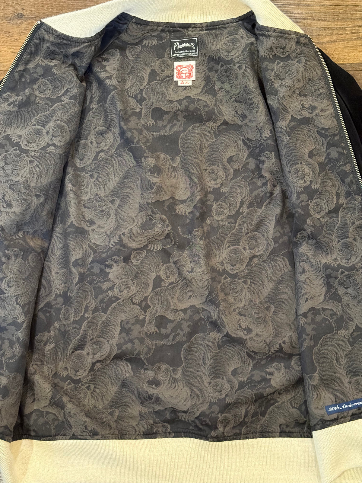 Pherrow's 30th Anniversary "Takumi" Sukajan