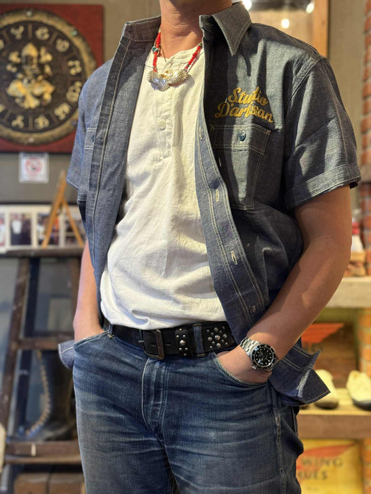 Studio D'Artisan Chain Embroidery Short Sleeve Chambray Shirt