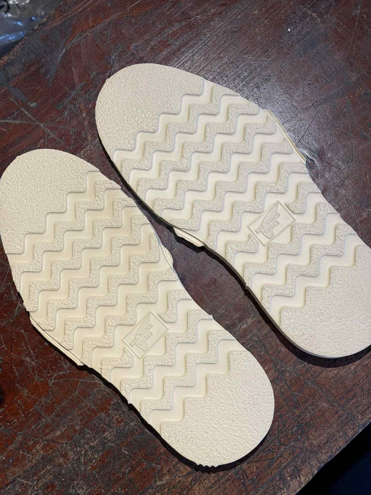 Red Wing Shoes Traction Tred Sole - Size 8 US ( Natural )